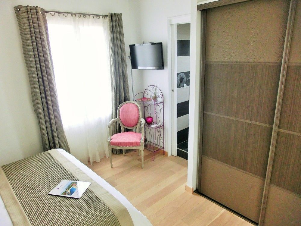 Azur Golf Bed & Breakfast
