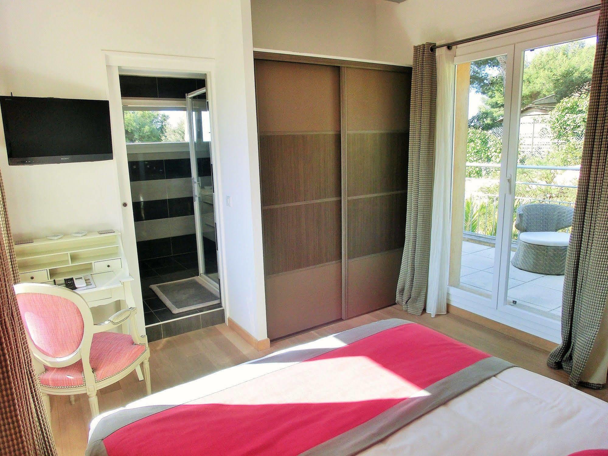 Azur Golf Bed & Breakfast Bandol