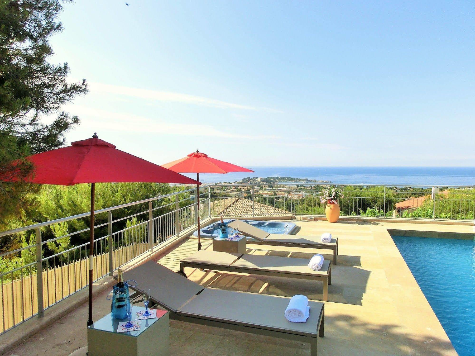 Azur Golf Bed & Breakfast 5*